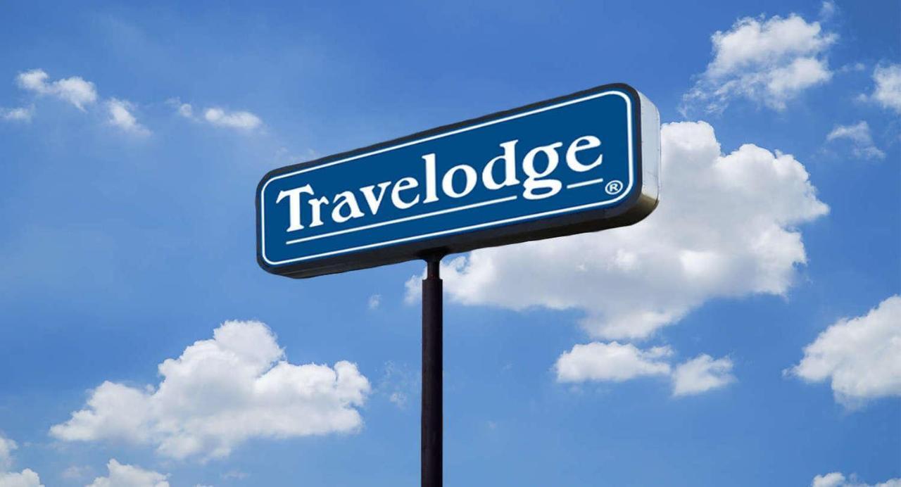 Travelodge By Wyndham Essington / Philadelphia Airport Buitenkant foto